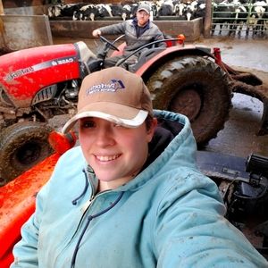 Meet your posher! Courtney